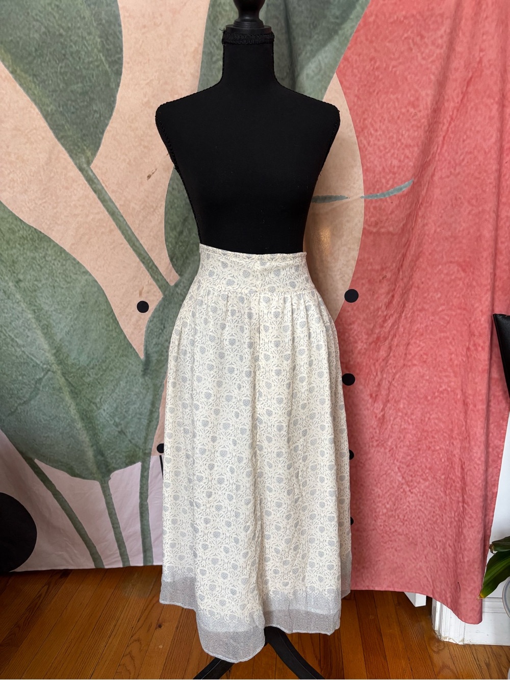 100% Silk, New Club Monaco